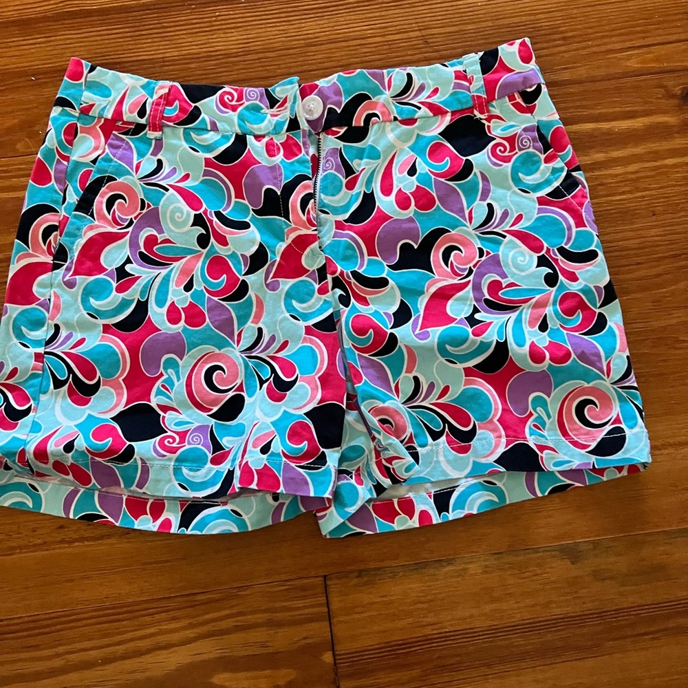 Geometric Crown & Ivy shorts ! Size 8 NON SMOKING HOME